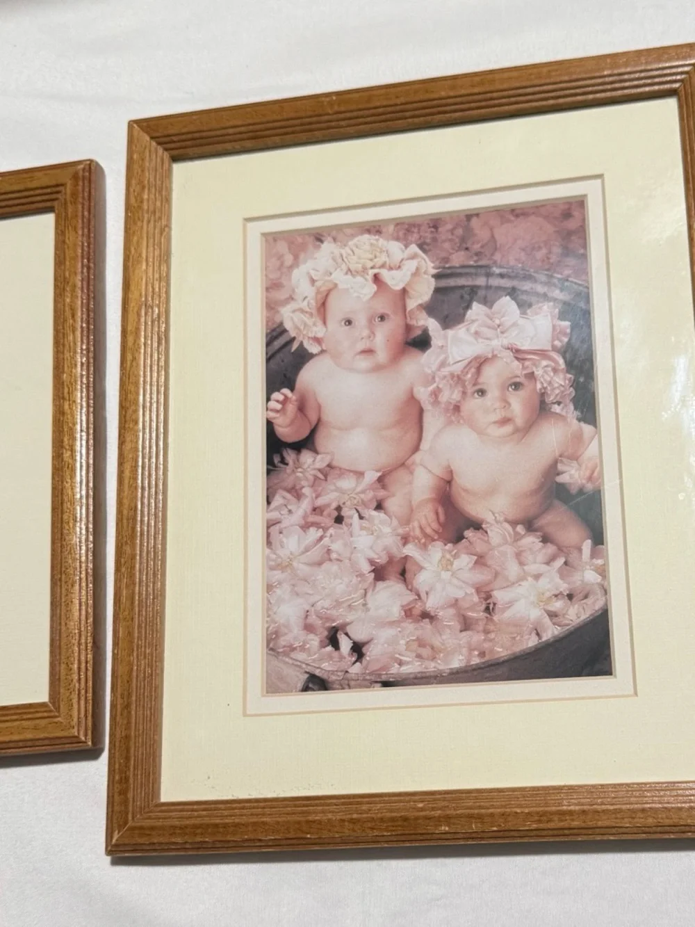 Vintage Framed Anne Geddes Bathroom Wall Artwork  Set Of 3 wood Frames 1990’s